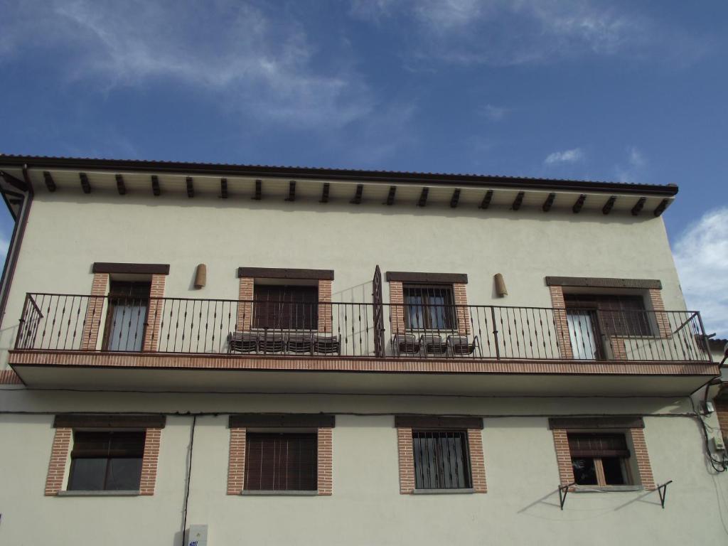 Apartamentos Puenteviejo Arenas de San Pedro Luaran gambar